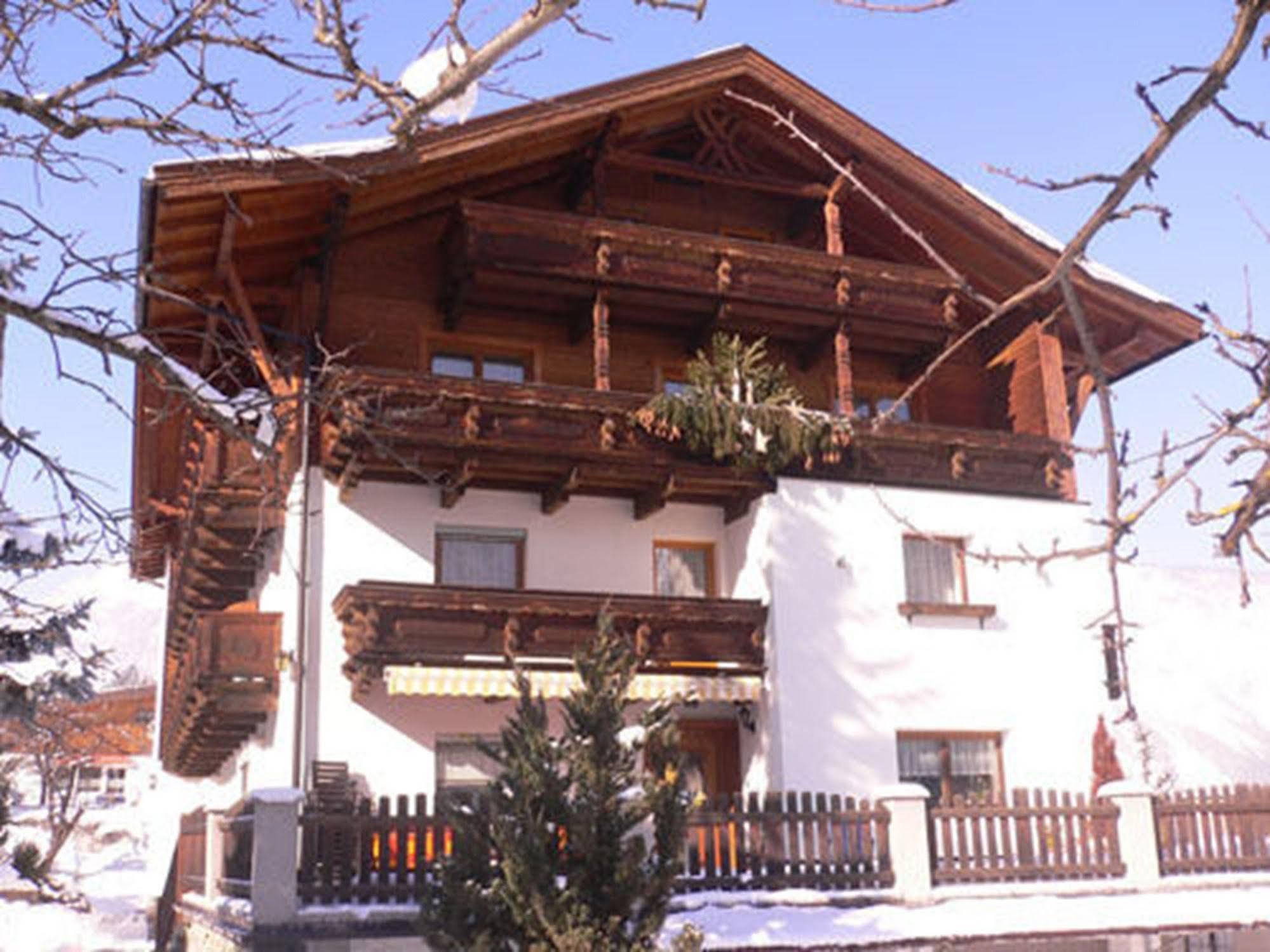 Gaestehaus Hackl Sautens Exterior photo