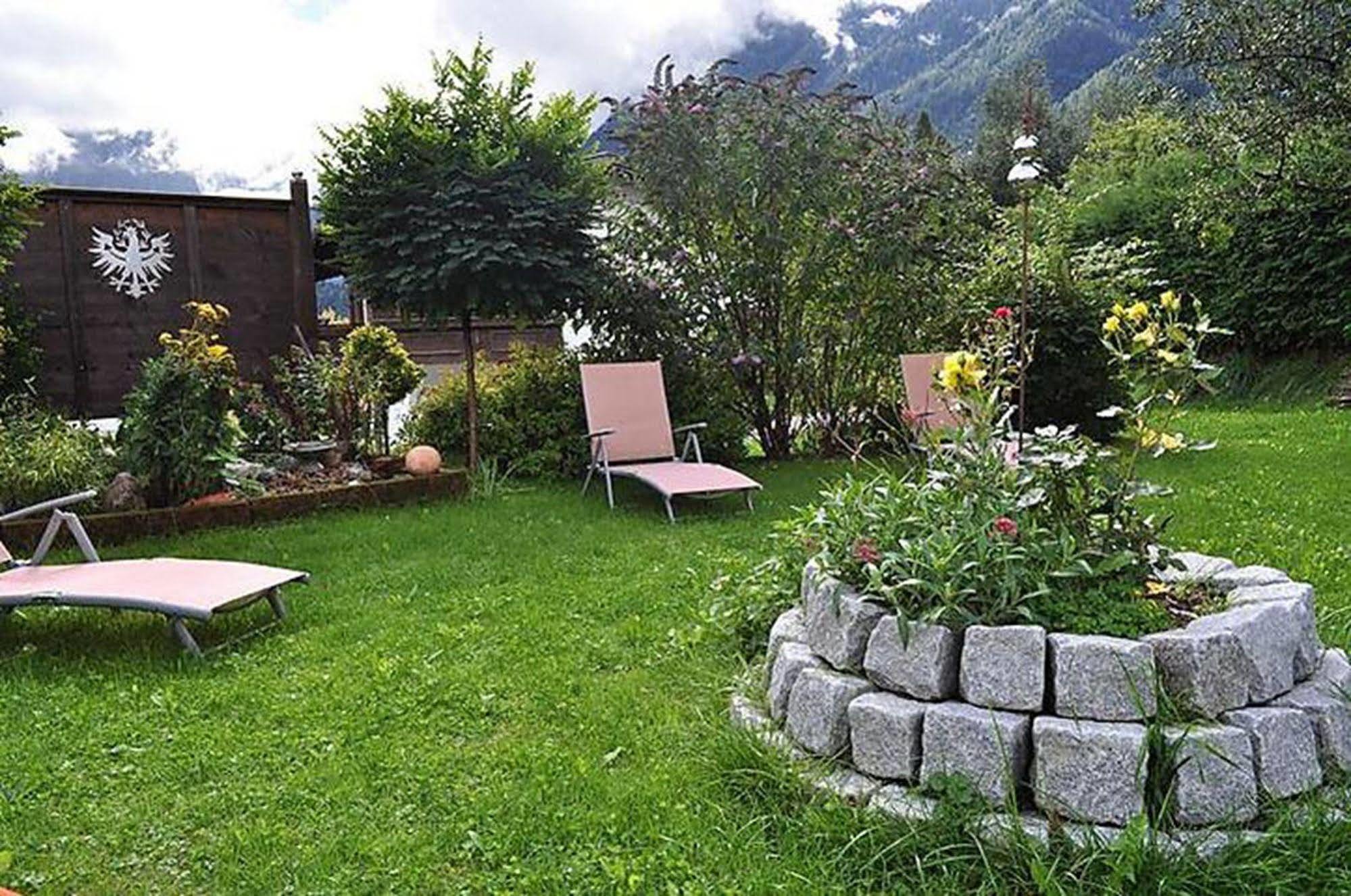Gaestehaus Hackl Sautens Exterior photo